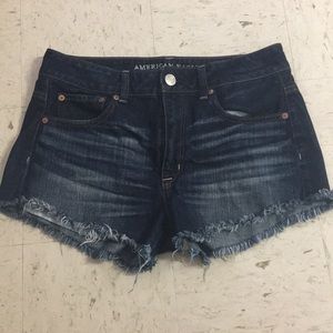 AMERICAN EAGLE dark jean shorts!